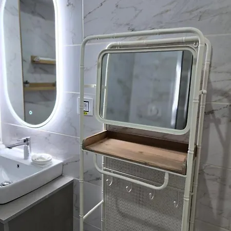 Apartman Face 4 Center