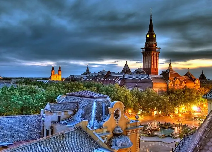 Face 4 Center アパート *