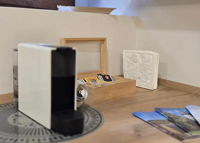 Face 4 Center アパート *