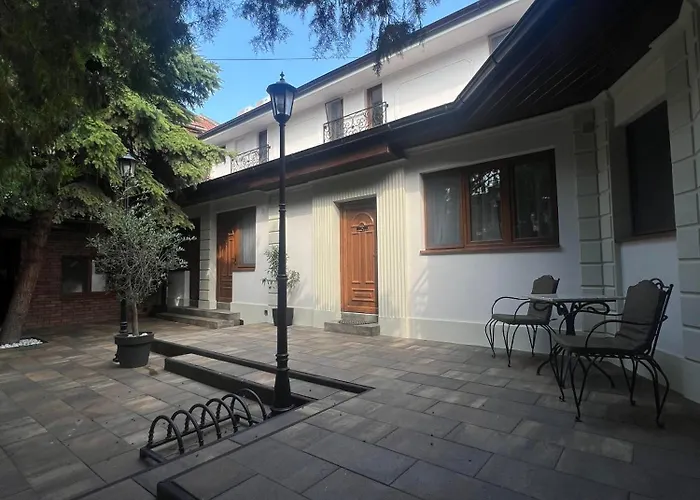 Face 4 Center スボティツァ