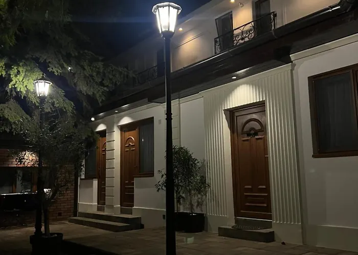 Face 4 Center アパート スボティツァ